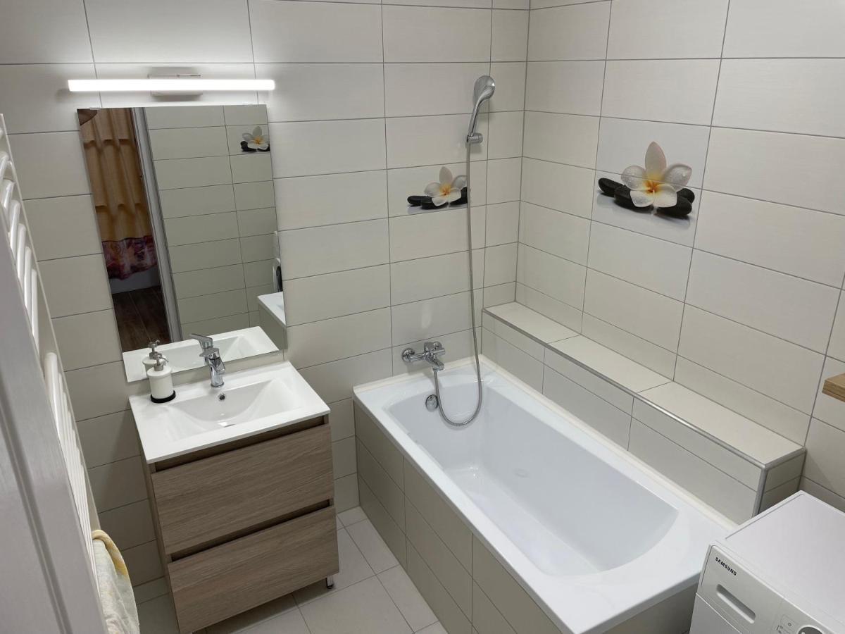 Pingvin Cukraszda Apartman Balatonmáriafürdő 외부 사진